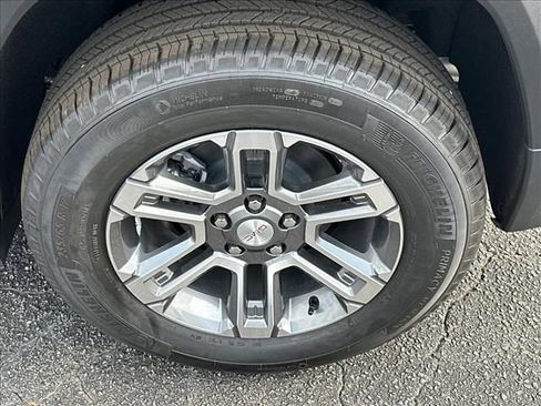 New 2026 GMC Terrain Elevation FWD image 17