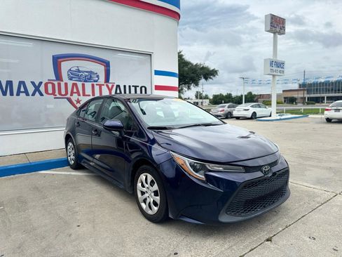 Used 2022 Toyota Corolla LE FWD image 15