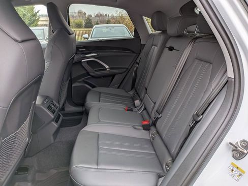 New 2025 Audi Q5 Premium Plus image 14