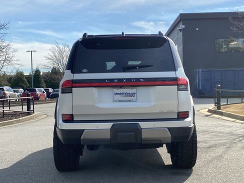 Used 2024 Lexus GX 550 image 58