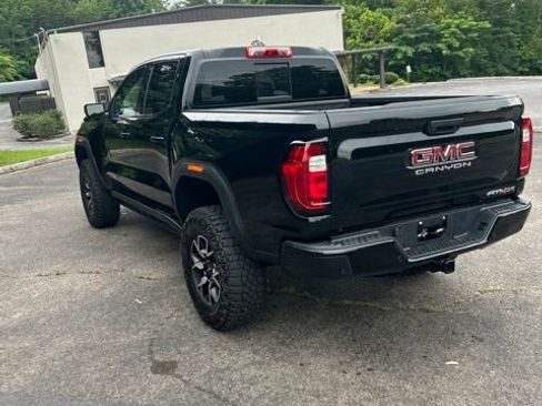 Used 2024 GMC Canyon AT4X AWD/4WD image 10