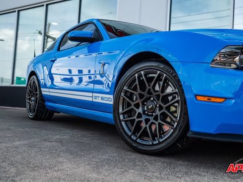 Used 2013 Ford Mustang Shelby GT500 RWD image 24