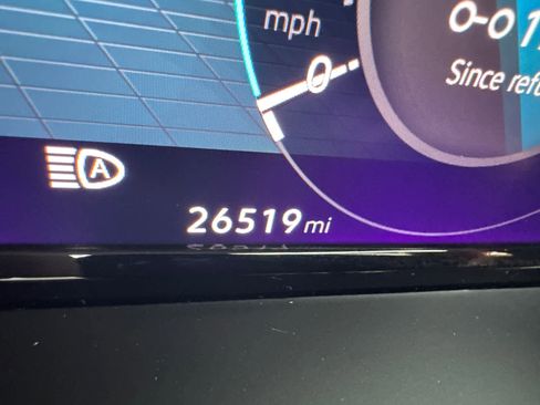 Certified 2025 Volkswagen Atlas SE image 28