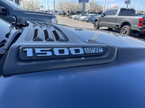 Used 2020 RAM 1500 Laramie w/ Sport Appearance Package image 7