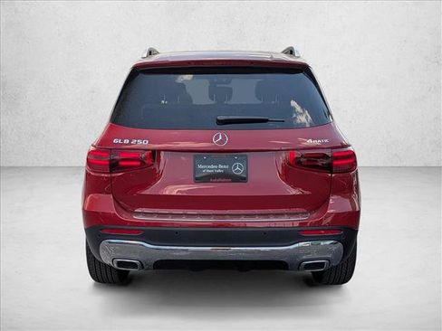 New 2026 Mercedes-Benz GLB 250 4MATIC image 8