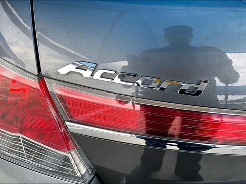 Used 2012 Honda Accord LX image 9