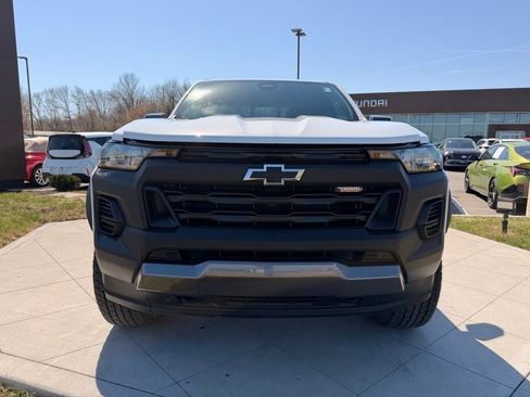 Used 2025 Chevrolet Colorado Trail Boss AWD/4WD image 7