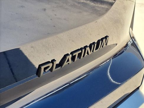 New 2025 Nissan Pathfinder Platinum w/ Black Appearance Package image 9