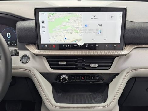 New 2026 Ford Explorer Active w/ Active Comfort Package image 18