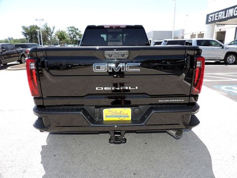 Certified 2026 GMC Sierra 3500 Denali Ultimate AWD/4WD image 6