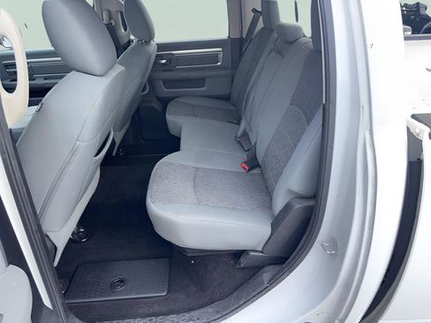 Used 2015 RAM 1500 Big Horn RWD image 10