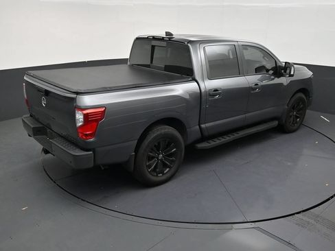 Used 2023 Nissan Titan SV w/ SV Convenience Package AWD/4WD image 16
