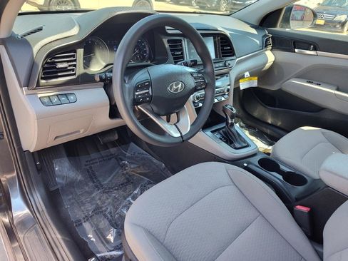 Used 2020 Hyundai Elantra SEL FWD image 16