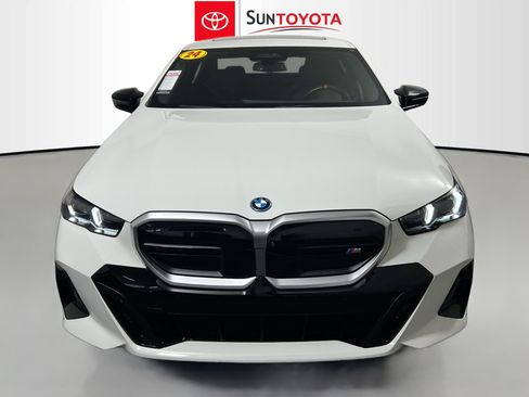 Used 2024 BMW i5 M60 w/ Premium Package image 10