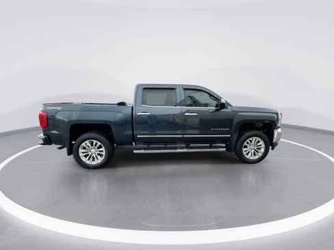 Used 2017 Chevrolet Silverado 1500 LTZ w/ Sport Package AWD/4WD image 9