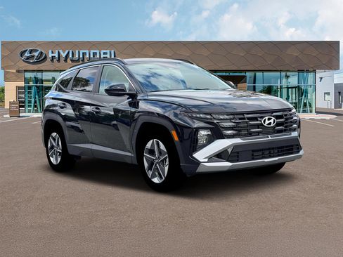 New 2025 Hyundai Tucson SEL image 11