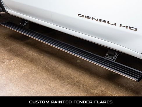 Used 2025 GMC Sierra 2500 Denali Ultimate image 13