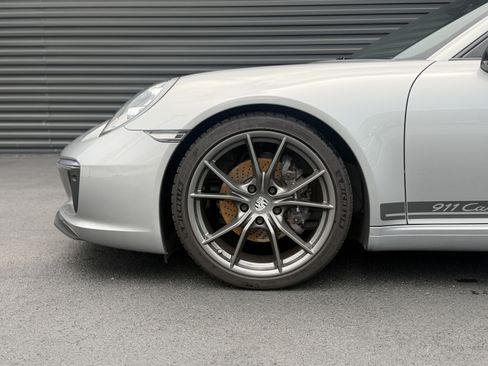Certified 2018 Porsche 911 Carrera T RWD image 12
