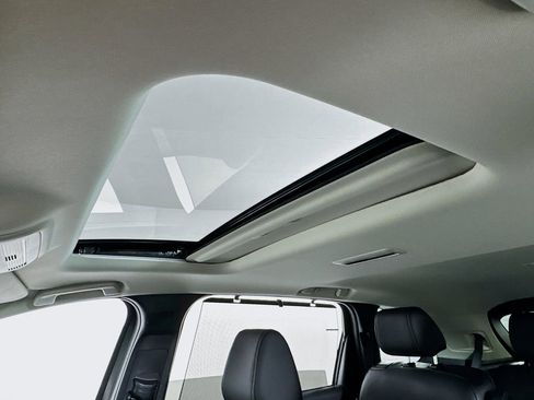 Used 2024 MAZDA CX-90 Plug-In Hybrid w/ Preferred image 19