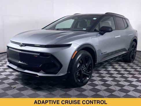 Certified 2024 Chevrolet Equinox EV RS FWD image 15