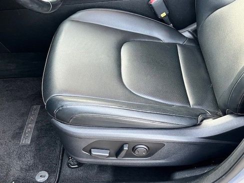 Used 2023 Kia Sportage EX image 36