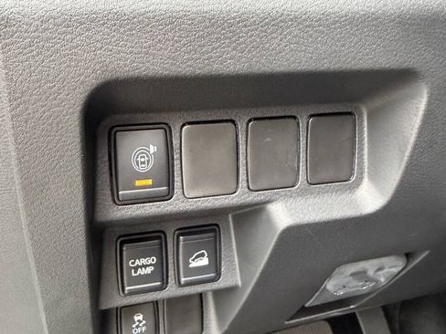 Used 2026 Nissan Frontier S AWD/4WD image 16