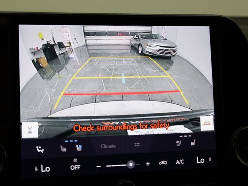 Used 2025 Lexus NX 250 FWD w/ Towing Package (2000 Lbs) image 29