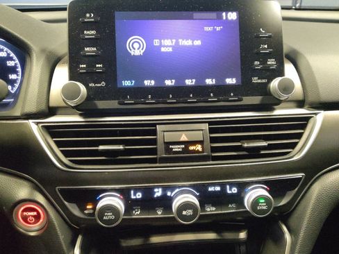 Used 2020 Honda Accord Hybrid Sedan image 25