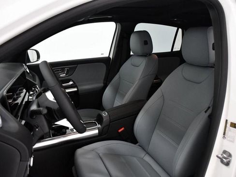 Used 2026 Mercedes-Benz GLA 250 4MATIC image 6