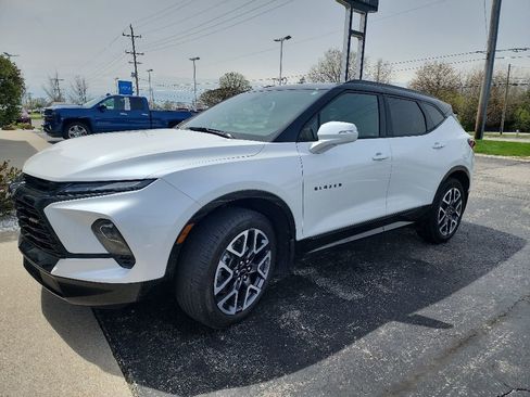 Used 2024 Chevrolet Blazer RS w/ LPO, Floor Liner Package AWD/4WD image 1