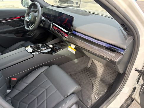 Certified 2026 BMW 550e xDrive AWD/4WD image 16
