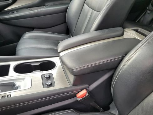 Used 2018 Nissan Murano Platinum AWD/4WD image 25