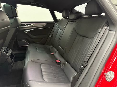 Used 2021 Audi RS 7 Prestige image 40