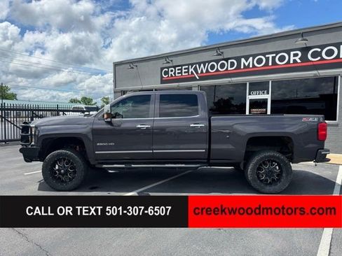 Used 2015 Chevrolet Silverado 2500 LTZ w/ Duramax Plus Package AWD/4WD image 14
