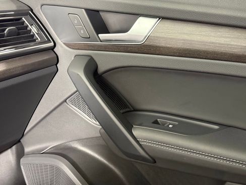 Used 2023 Audi Q5 2.0T Premium Plus w/ Premium Plus Package image 26