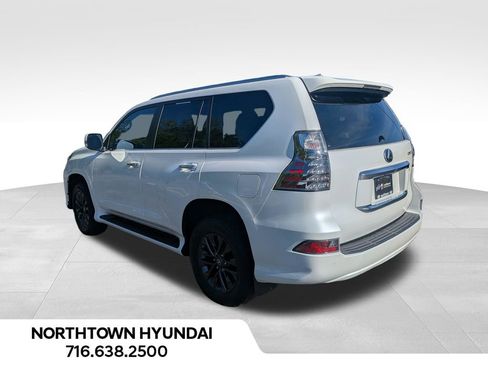 Used 2022 Lexus GX 460 Premium w/ Premium Package AWD/4WD image 3