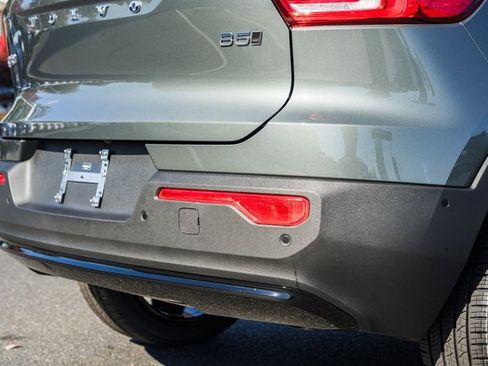 New 2026 Volvo XC40 B5 Ultra w/ Protection Package Premier image 8