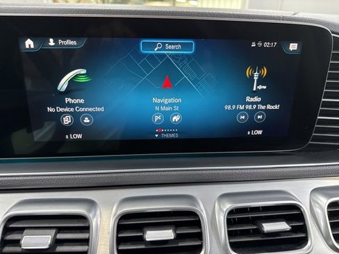 Used 2020 Mercedes-Benz GLS 450 4MATIC image 20