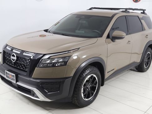 Used 2024 Nissan Pathfinder Rock Creek image 23