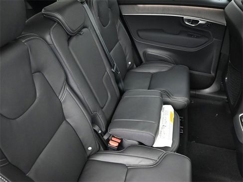 New 2026 Volvo XC90 B6 Ultra w/ Protection Package Premier image 40