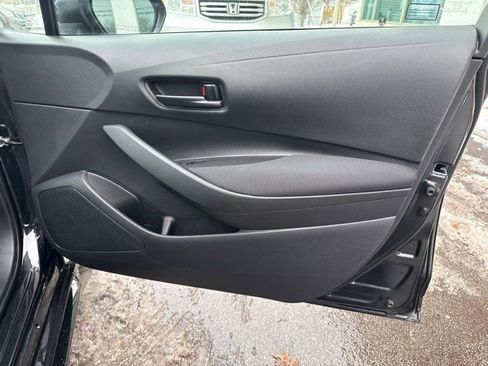Used 2022 Toyota Corolla LE image 15