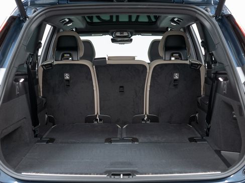 New 2026 Volvo XC90 B5 Plus w/ Protection Package AWD/4WD image 10