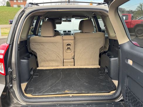 Used 2012 Toyota RAV4 w/ Value Pkg image 14