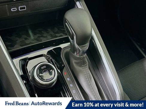 New 2026 GMC Canyon Elevation w/ Convenience Package image 12