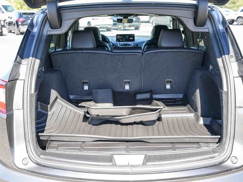 Used 2025 Acura RDX SH-AWD image 25