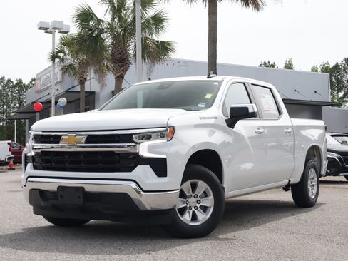 Used 2025 Chevrolet Silverado 1500 LT image 1