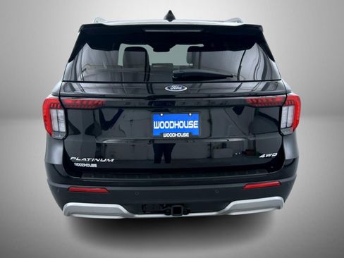 Used 2025 Ford Explorer Platinum w/ LUX Leather Package image 6