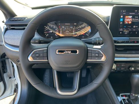 New 2026 Jeep Compass Latitude AWD/4WD image 12