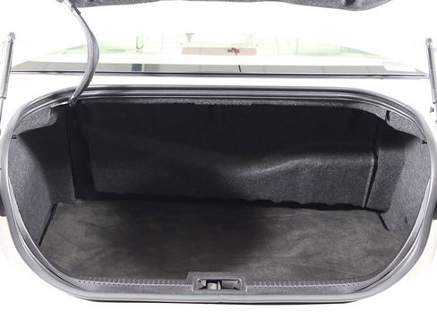 Used 2012 Lincoln MKZ Hybrid image 19