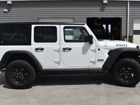 Used 2025 Jeep Wrangler Unlimited Sport S 4xe AWD/4WD image 4